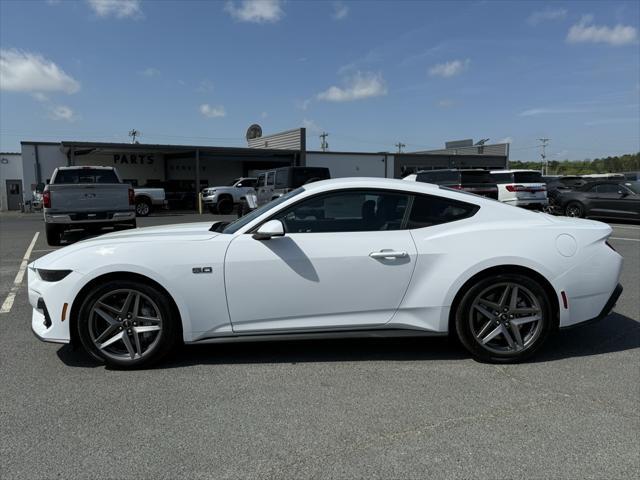 new 2025 Ford Mustang car