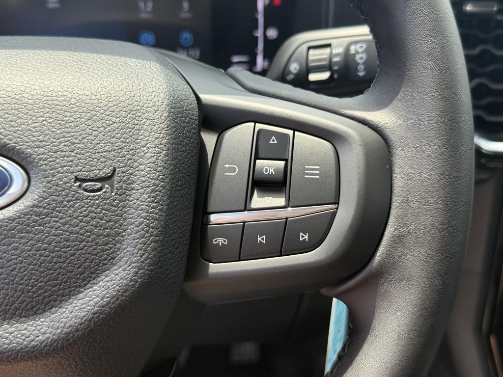 new 2025 Ford Ranger car, priced at $44,277