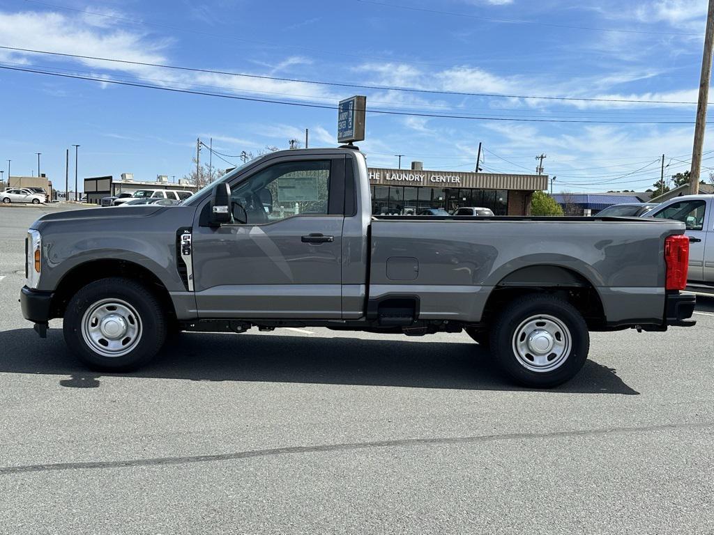 new 2024 Ford F-350 car, priced at $40,777