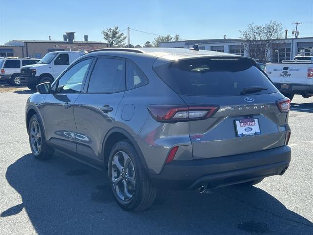 new 2025 Ford Escape car, priced at $30,777