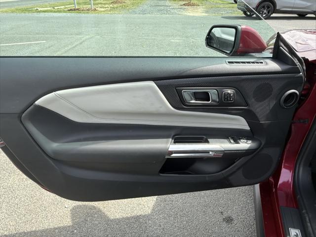new 2025 Ford Mustang car