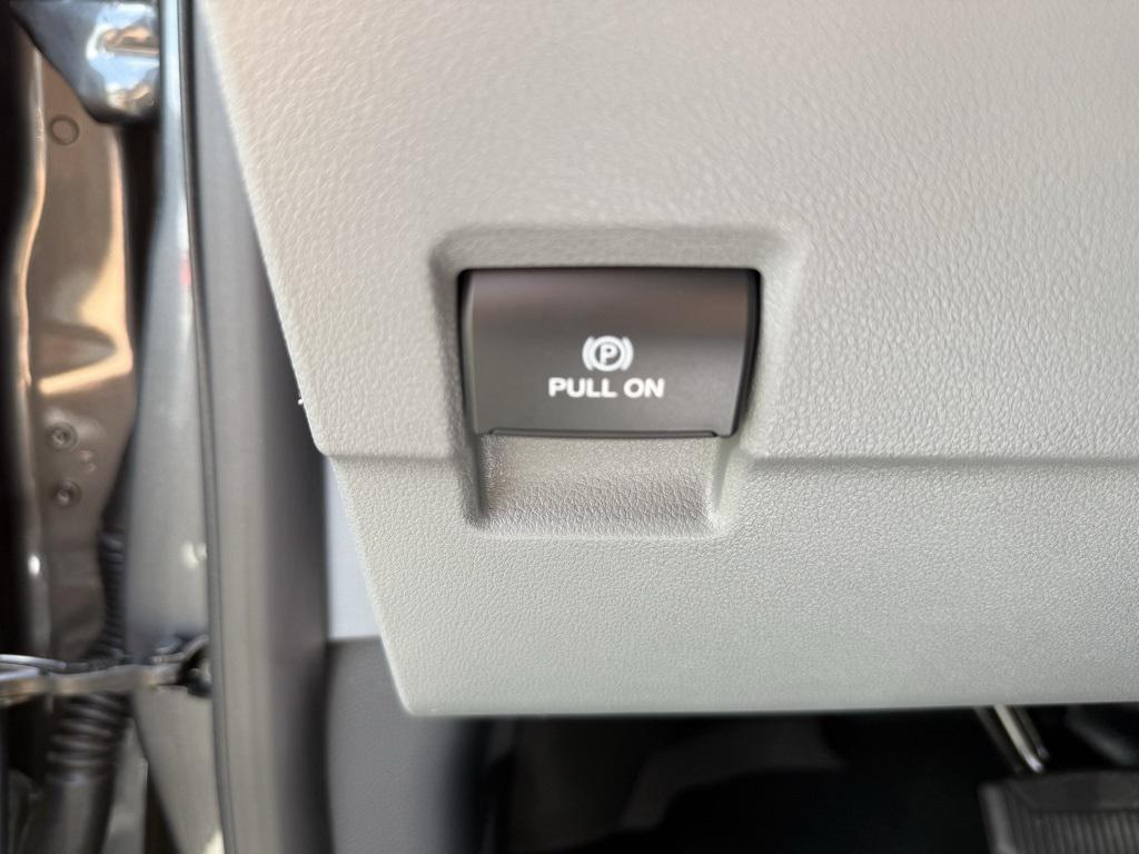 new 2025 Ford F-350 car, priced at $59,277