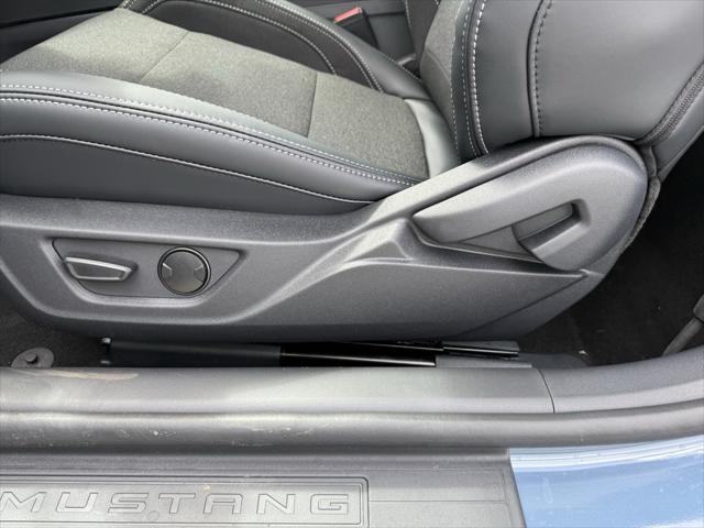 new 2025 Ford Mustang car