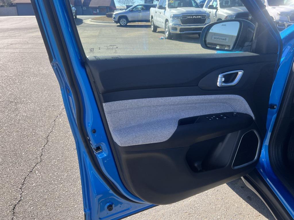 used 2025 Jeep Compass car, priced at $25,277