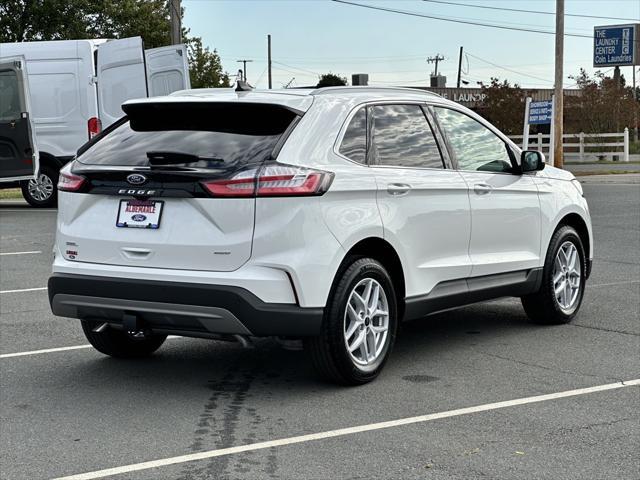 new 2024 Ford Edge car, priced at $38,777