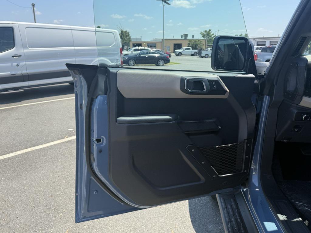 new 2025 Ford Bronco car, priced at $43,277