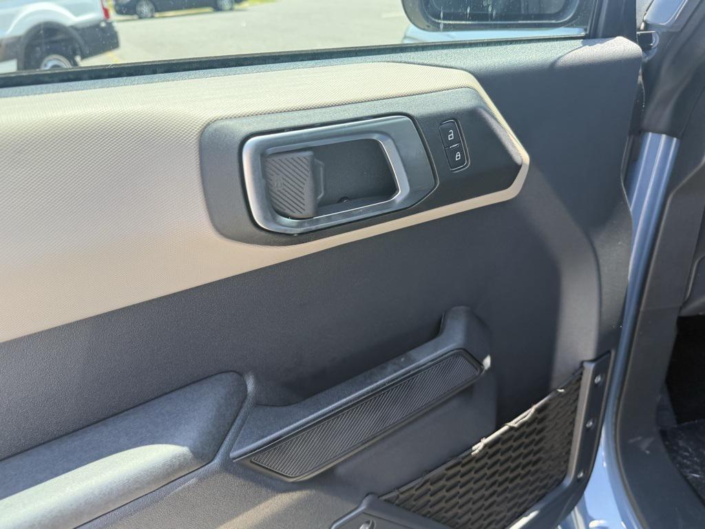 new 2025 Ford Bronco car, priced at $43,277
