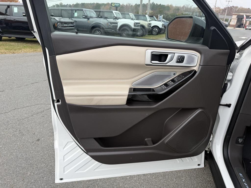 used 2021 Ford Explorer car, priced at $30,277