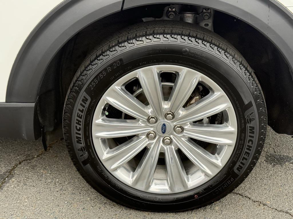 used 2021 Ford Explorer car, priced at $30,277