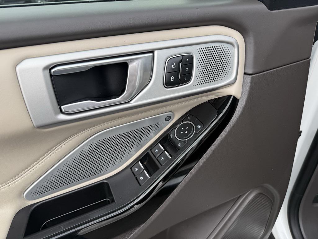 used 2021 Ford Explorer car, priced at $30,277