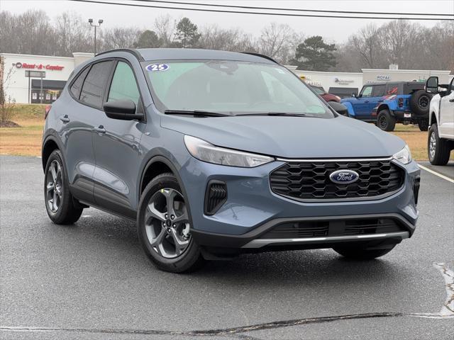 new 2025 Ford Escape car, priced at $28,777