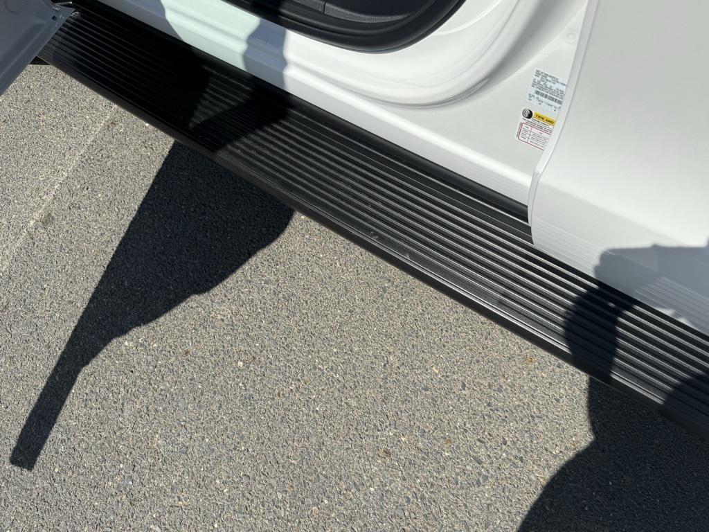 new 2025 Ford Expedition Max car, priced at $71,277