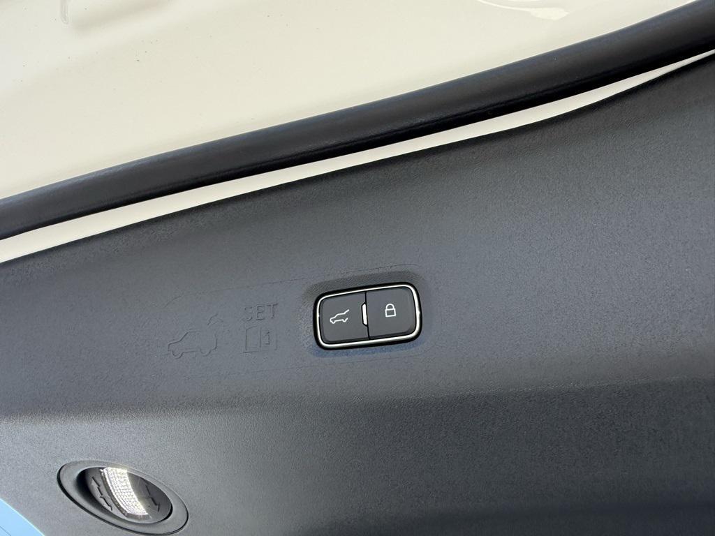 new 2025 Ford Expedition Max car, priced at $71,277