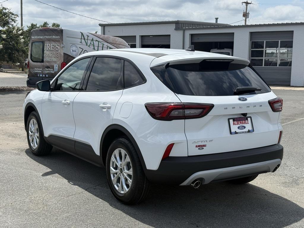 new 2025 Ford Escape car, priced at $30,777