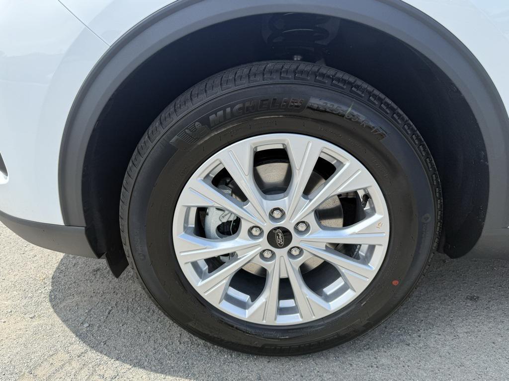 new 2025 Ford Escape car, priced at $30,777