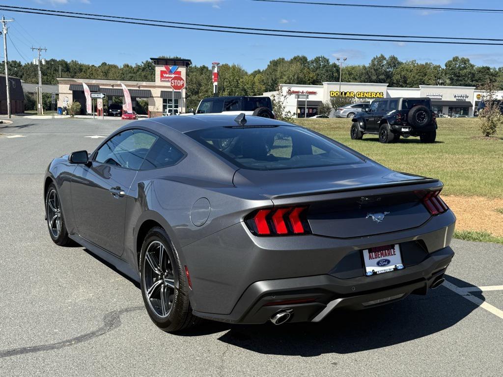 new 2025 Ford Mustang car
