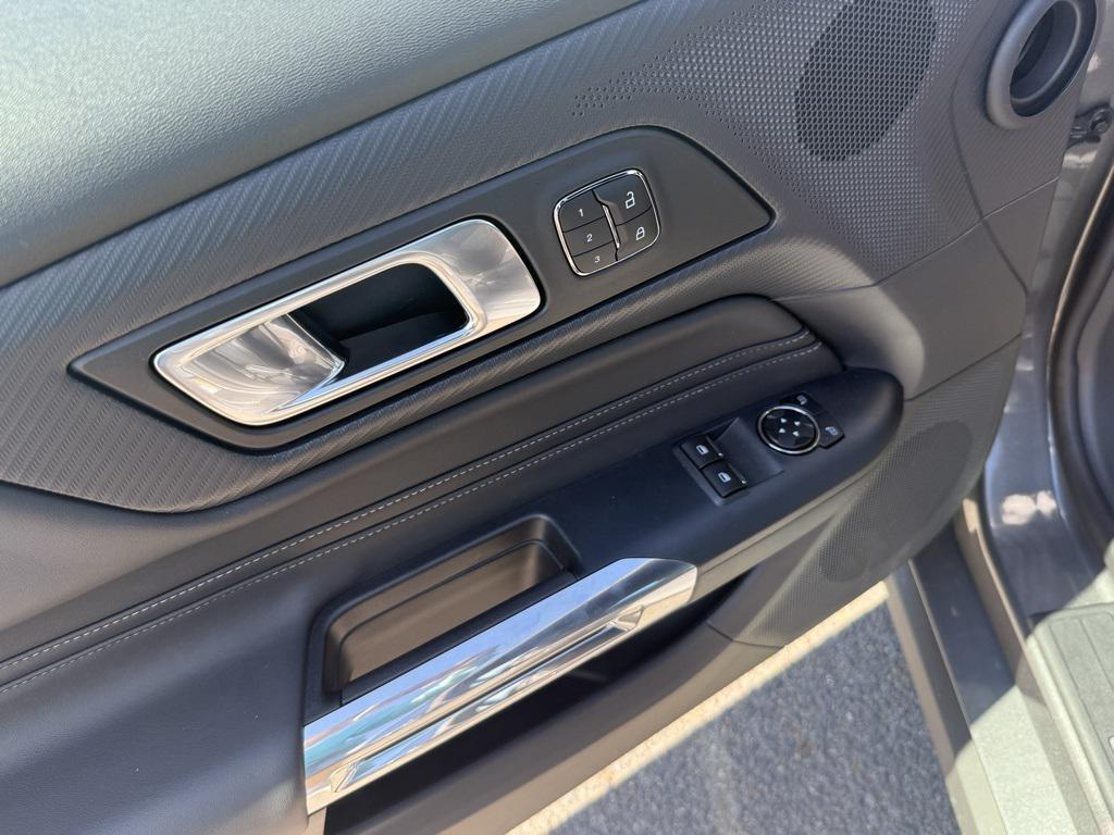 new 2025 Ford Mustang car