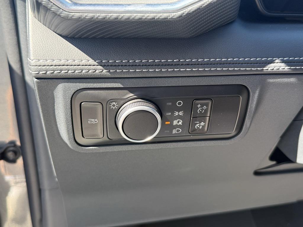 new 2025 Ford Mustang car