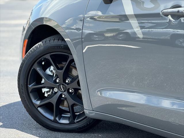 used 2023 Chrysler Pacifica car, priced at $26,995