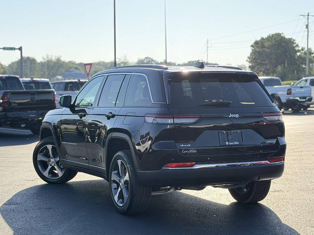 new 2025 Jeep Grand Cherokee car, priced at $41,400
