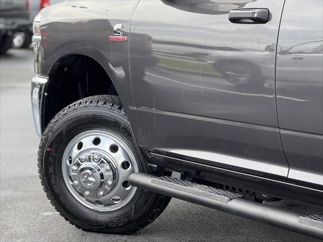 new 2025 Ram 3500 car, priced at $75,450