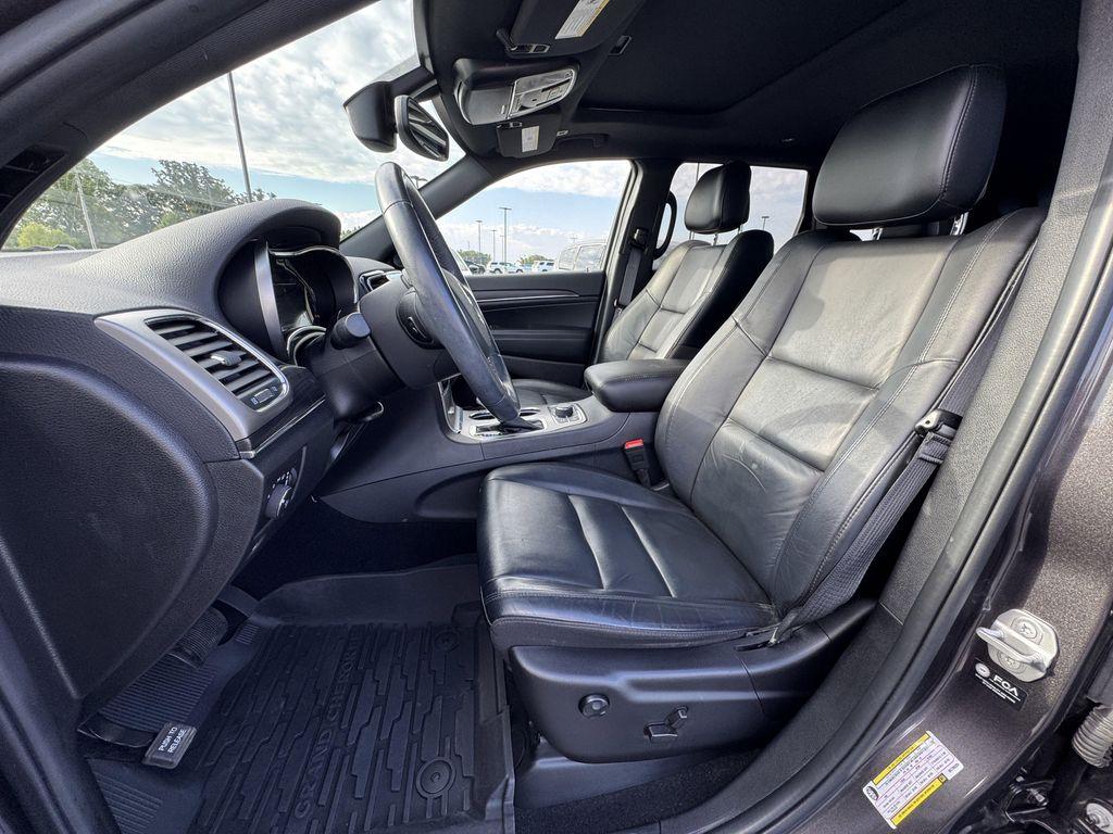 used 2021 Jeep Grand Cherokee car