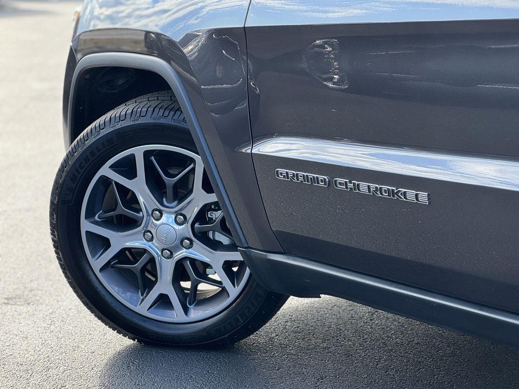 used 2021 Jeep Grand Cherokee car