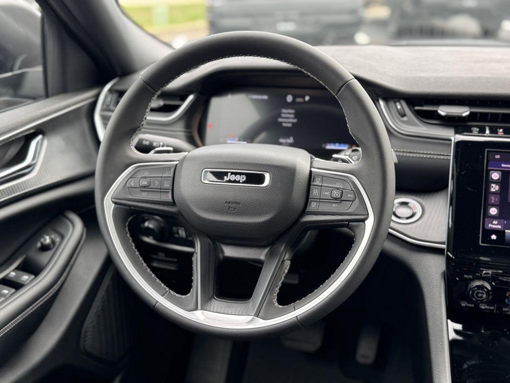 new 2025 Jeep Grand Cherokee L car, priced at $44,125