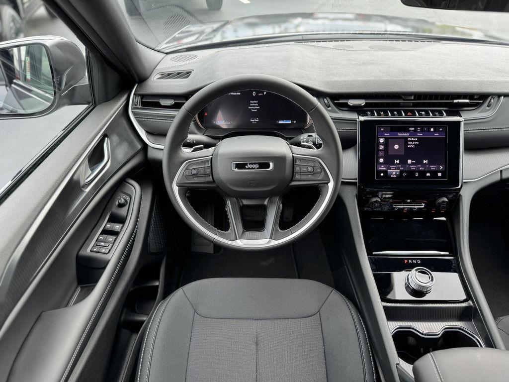new 2025 Jeep Grand Cherokee L car, priced at $44,125