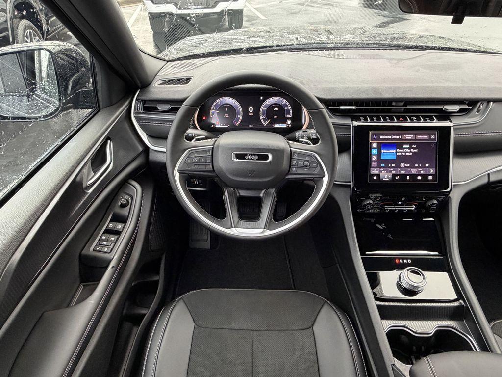 new 2025 Jeep Grand Cherokee L car, priced at $48,730