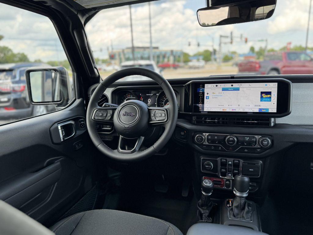 new 2025 Jeep Gladiator car, priced at $46,875