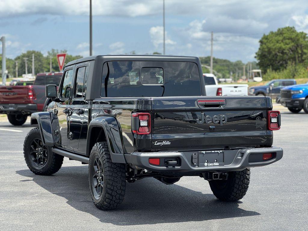 new 2025 Jeep Gladiator car, priced at $46,875