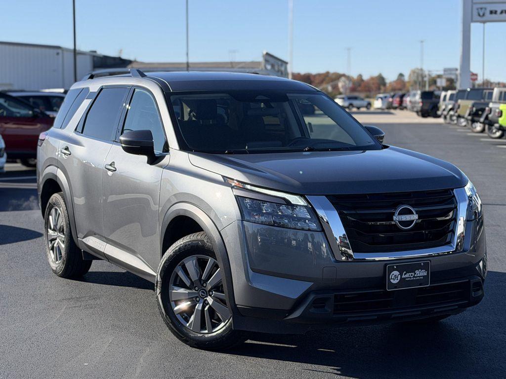 used 2025 Nissan Pathfinder car, priced at $35,882