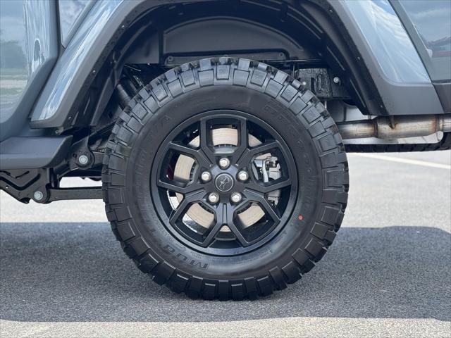 new 2025 Jeep Gladiator car, priced at $50,735
