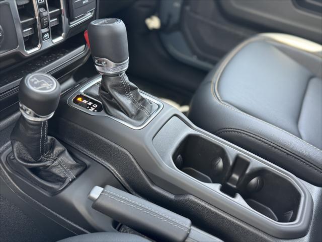 new 2025 Jeep Gladiator car, priced at $50,735