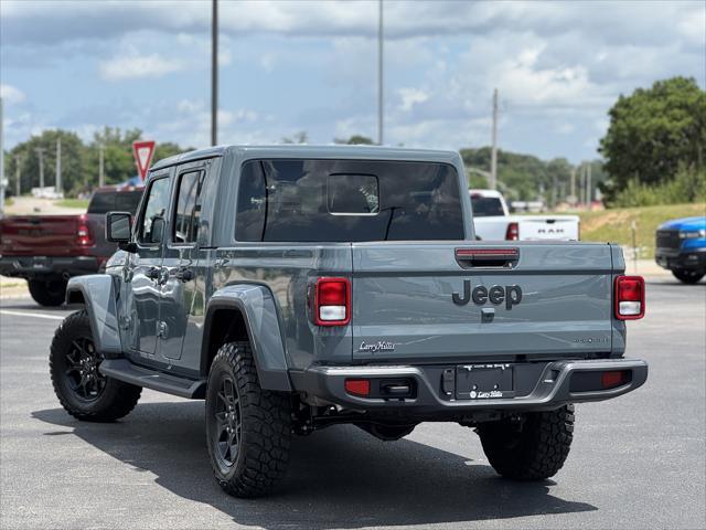 new 2025 Jeep Gladiator car, priced at $50,735