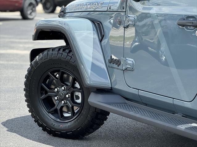 new 2025 Jeep Gladiator car, priced at $50,735