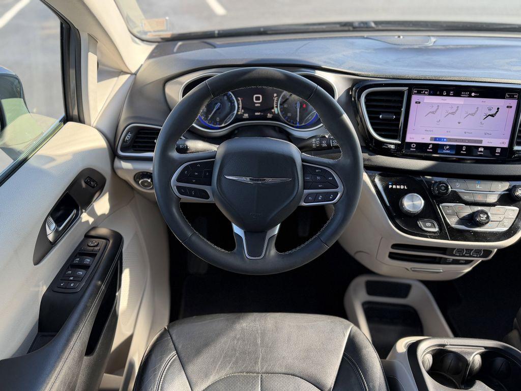used 2022 Chrysler Pacifica car, priced at $23,311