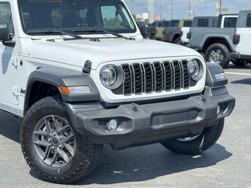 new 2025 Jeep Wrangler car, priced at $49,080