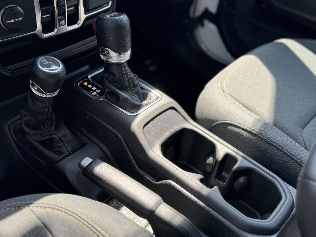 new 2025 Jeep Wrangler car, priced at $49,080