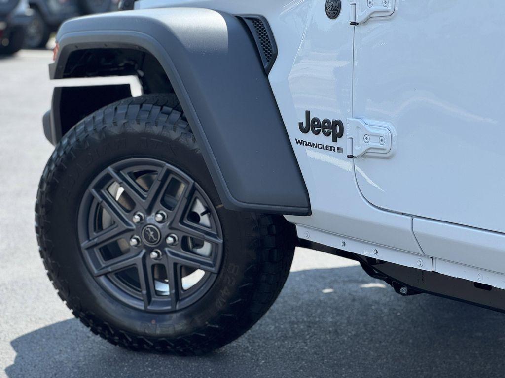 new 2025 Jeep Wrangler car, priced at $49,080