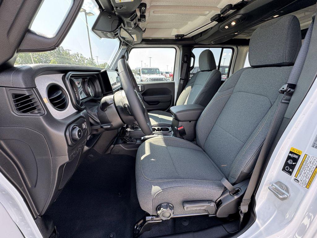 new 2025 Jeep Wrangler car, priced at $49,080