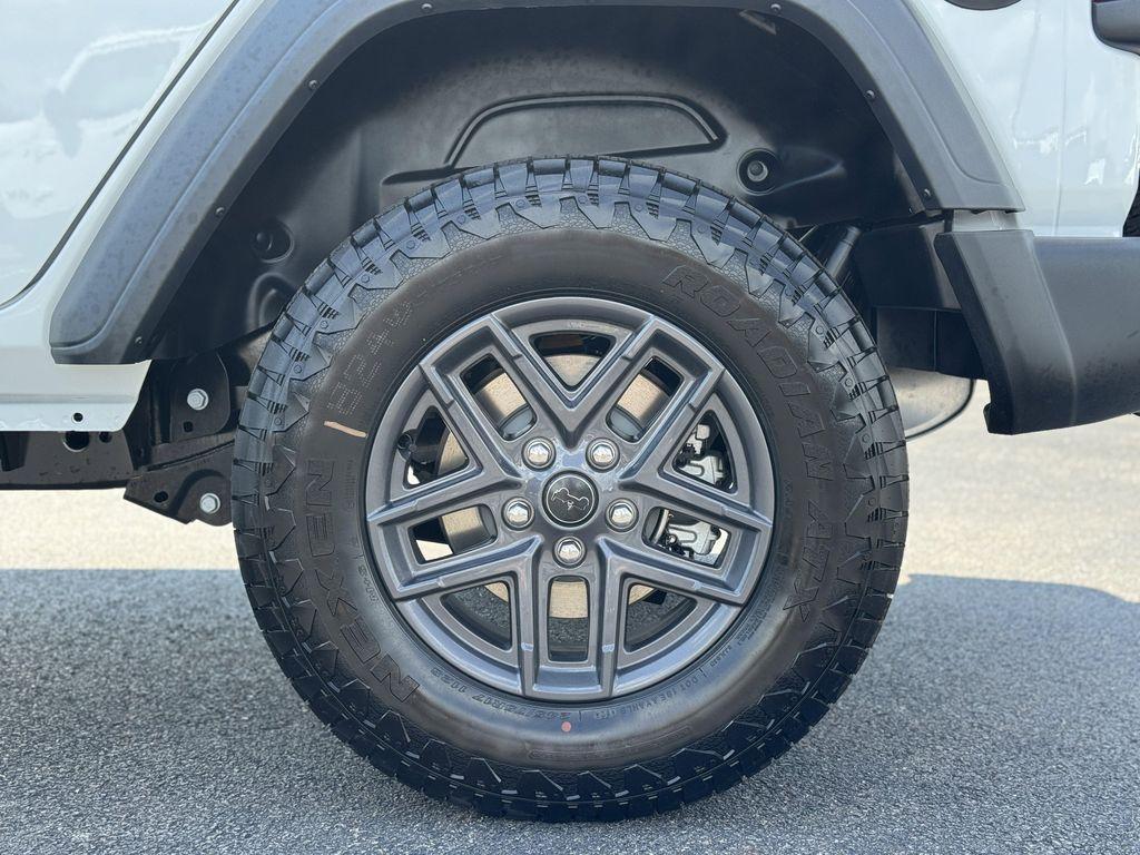new 2025 Jeep Wrangler car, priced at $49,080