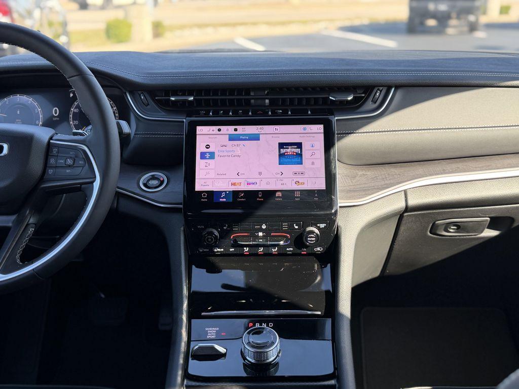 new 2025 Jeep Grand Cherokee L car, priced at $46,345