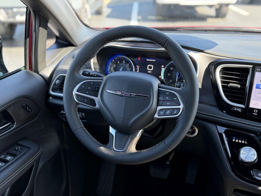 new 2026 Chrysler Pacifica car, priced at $43,915