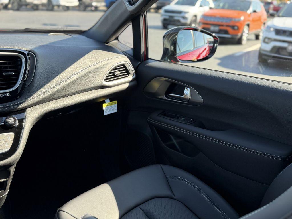 new 2026 Chrysler Pacifica car, priced at $43,915