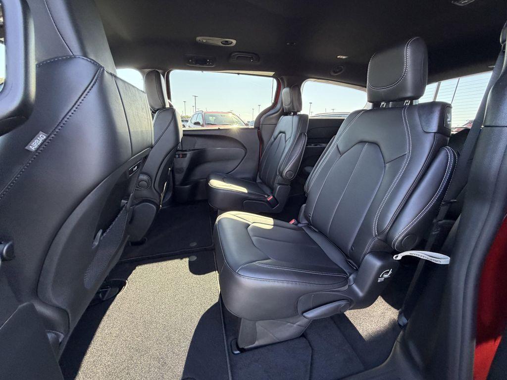 new 2026 Chrysler Pacifica car, priced at $43,915