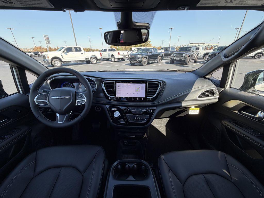 new 2026 Chrysler Pacifica car, priced at $43,469
