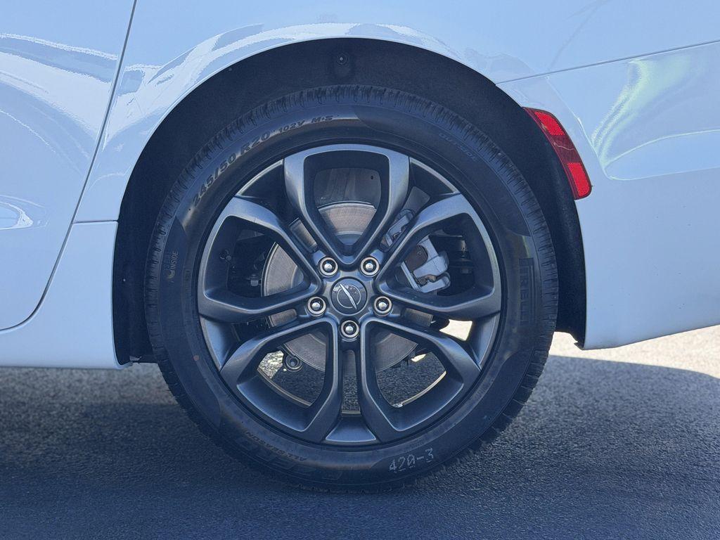 new 2026 Chrysler Pacifica car, priced at $43,469