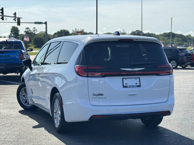 new 2025 Chrysler Pacifica car, priced at $40,592